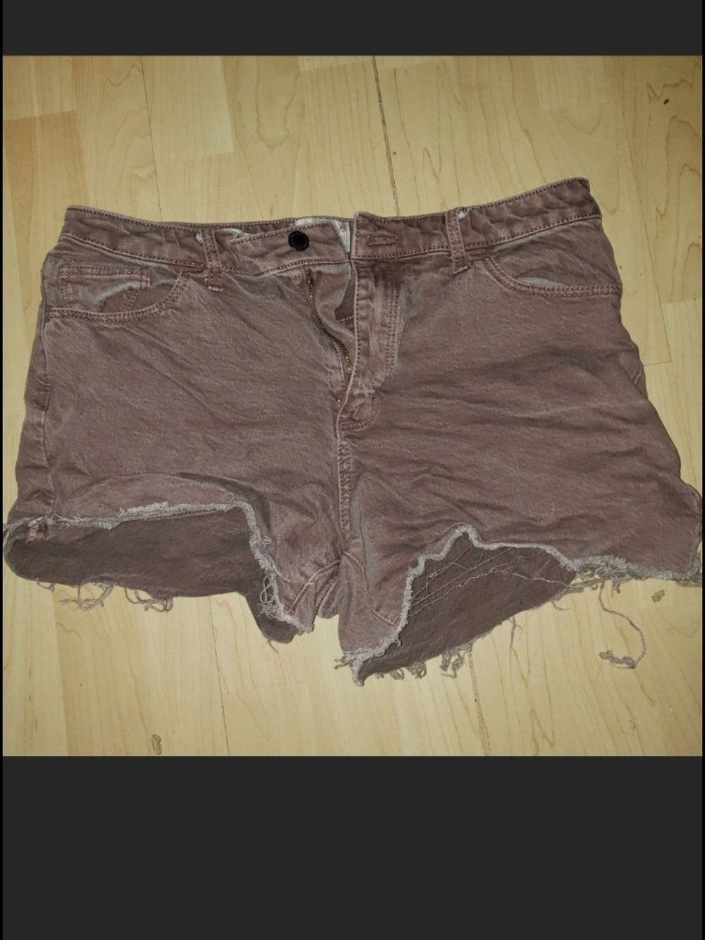 Women's Sz 12 Universal Thread Brown Washed Denim Distressed Cutoff Shorts